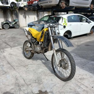 SUZUKI - TSR125